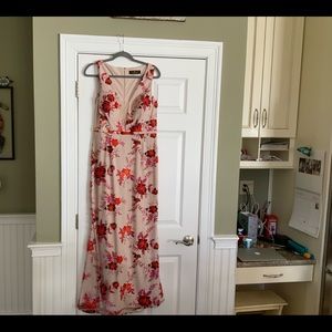 Embroidered detail gown with sweep train